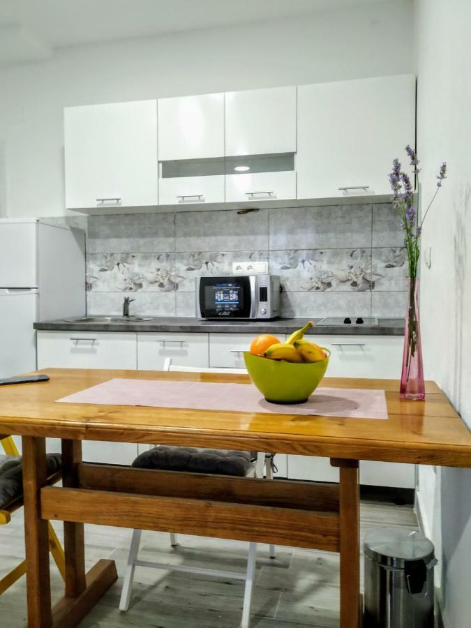 Studio Apartman Violeta II - 50M From The Beach Трогир Екстериор снимка