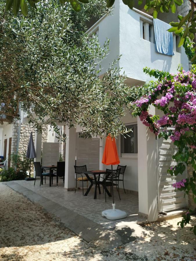 Studio Apartman Violeta II - 50M From The Beach Трогир Стая снимка